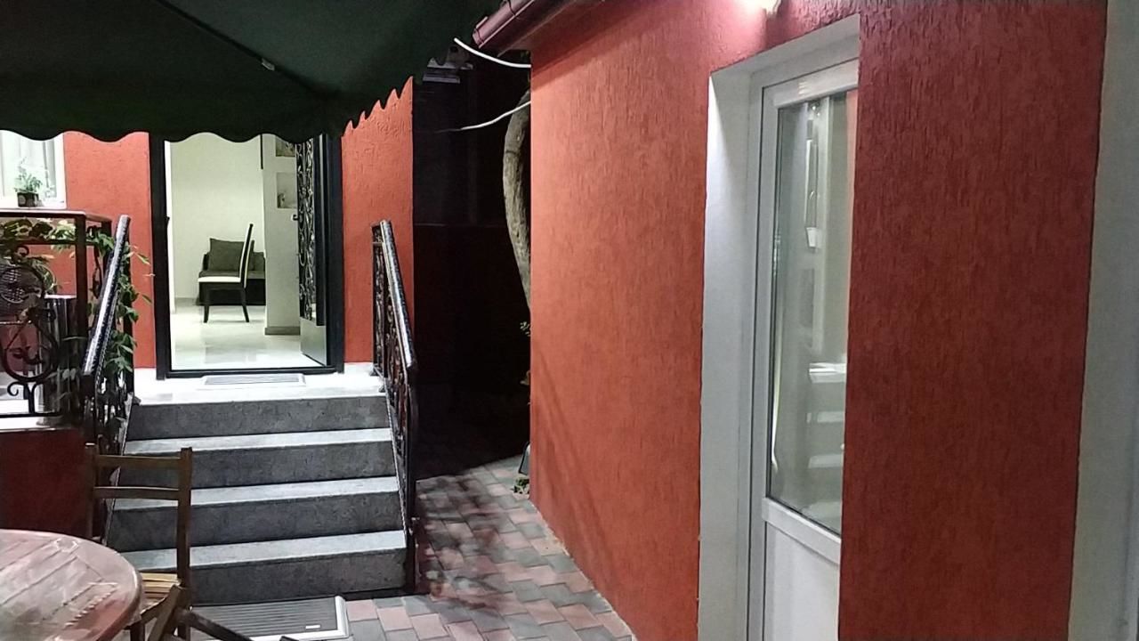 Отель Mimino T&G Тбилиси