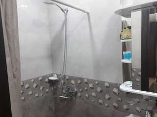 Отель Mimino T&G Тбилиси Двухместный номер с 1 кроватью, вид на сад-10