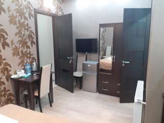 Отель Mimino T&G Тбилиси Четырехместный номер-6