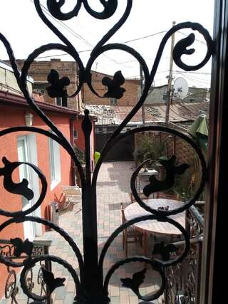 Отель Mimino T&G Тбилиси Четырехместный номер-19