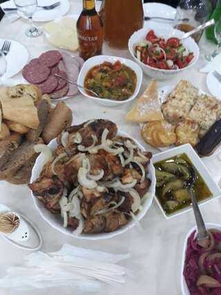 Отель Mimino T&G Тбилиси Семейный номер с видом на сад-70